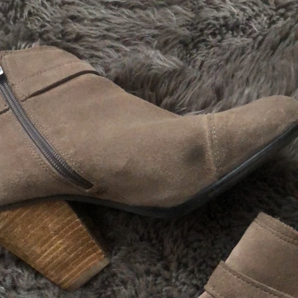 Vince Camuto Booties - Picture 3 of 9